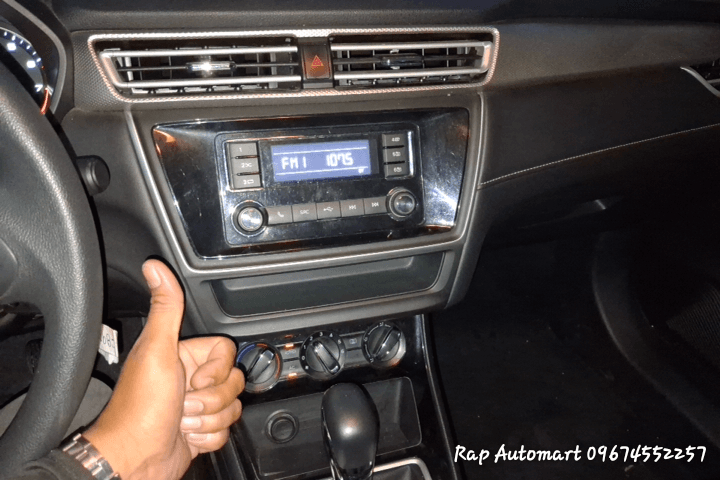 Car gallery image