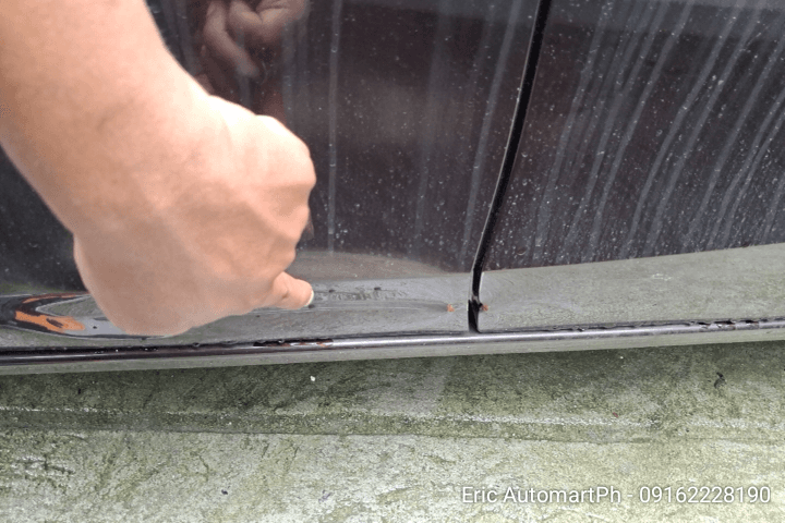 Car gallery image