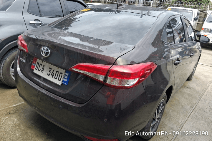 Car gallery image