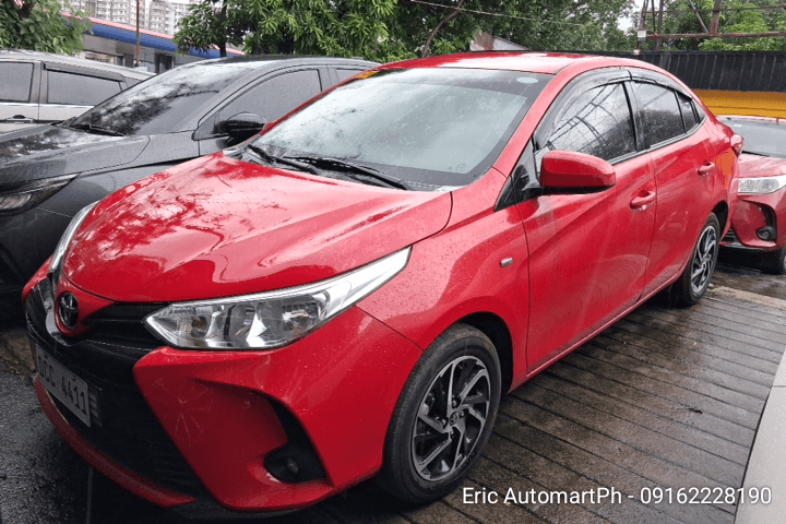 Car gallery image
