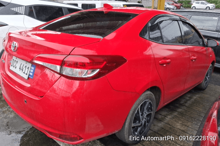 Car gallery image