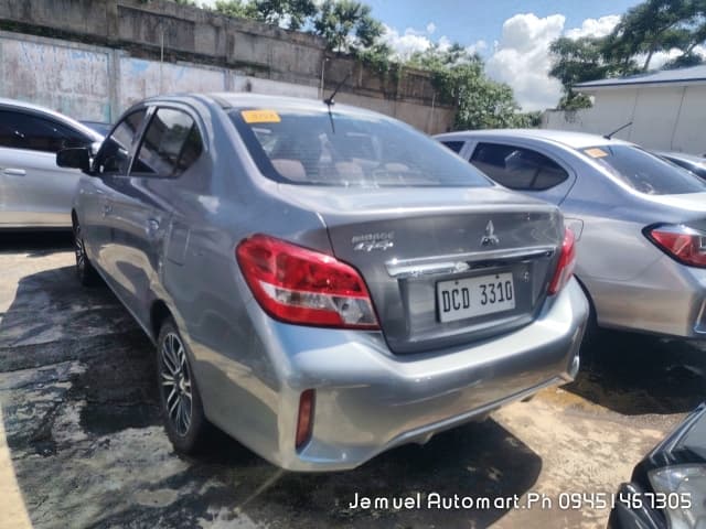 Car gallery image