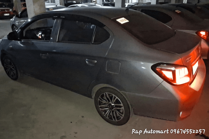Car gallery image