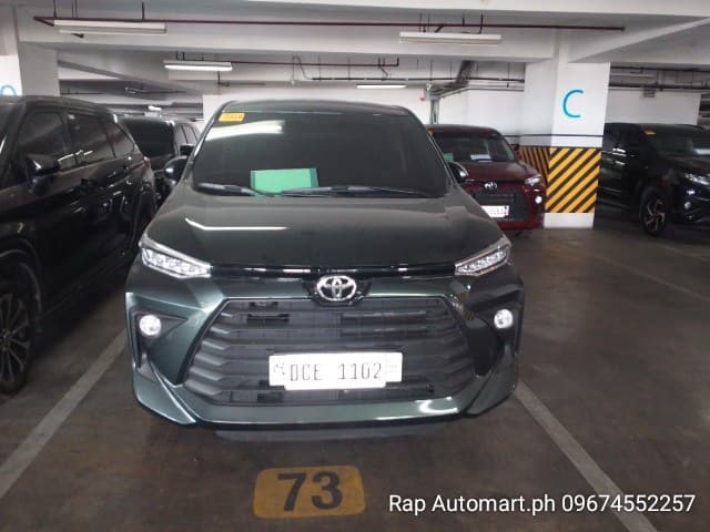 Car gallery image