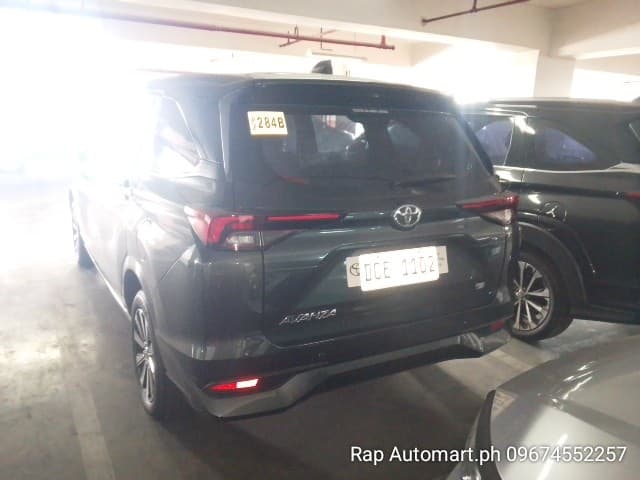 Car gallery image