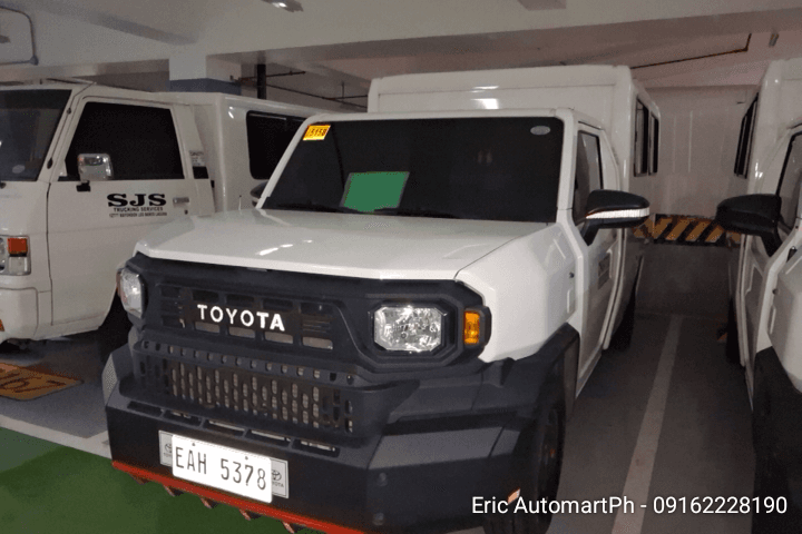 Car gallery image
