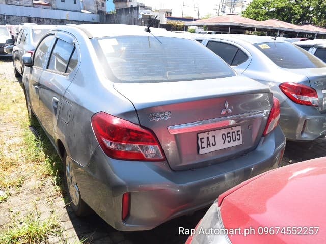 Car gallery image