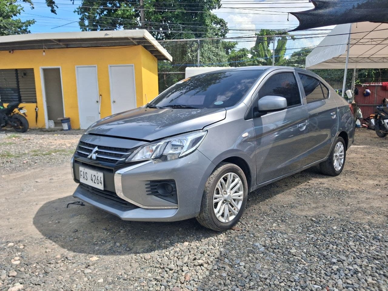 Car gallery image