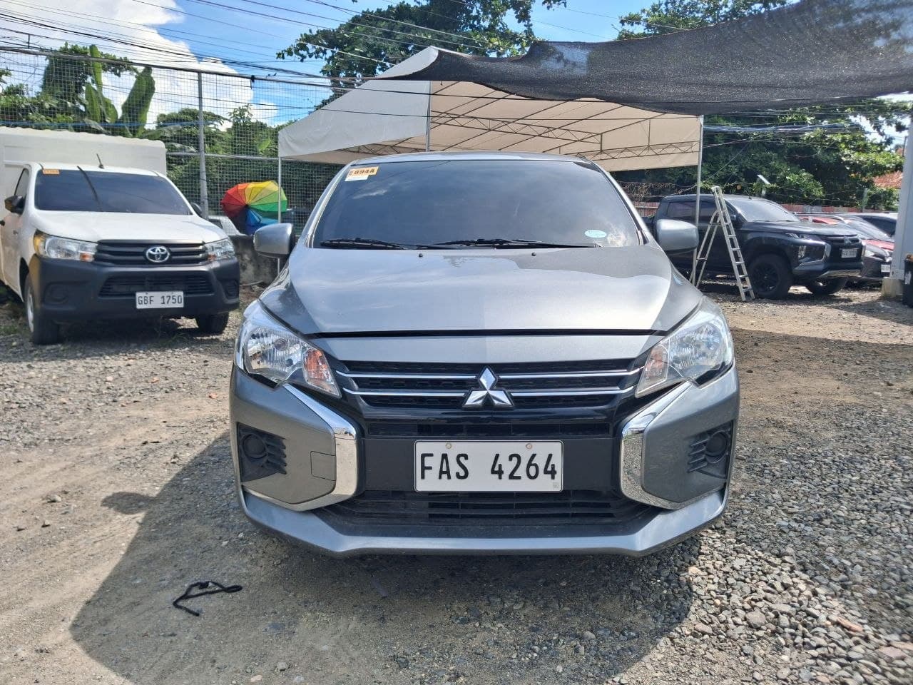 Car gallery image