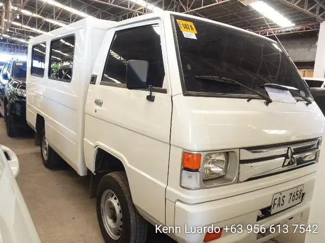 Car gallery image