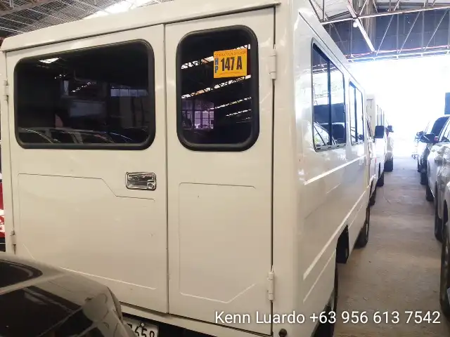 Car gallery image