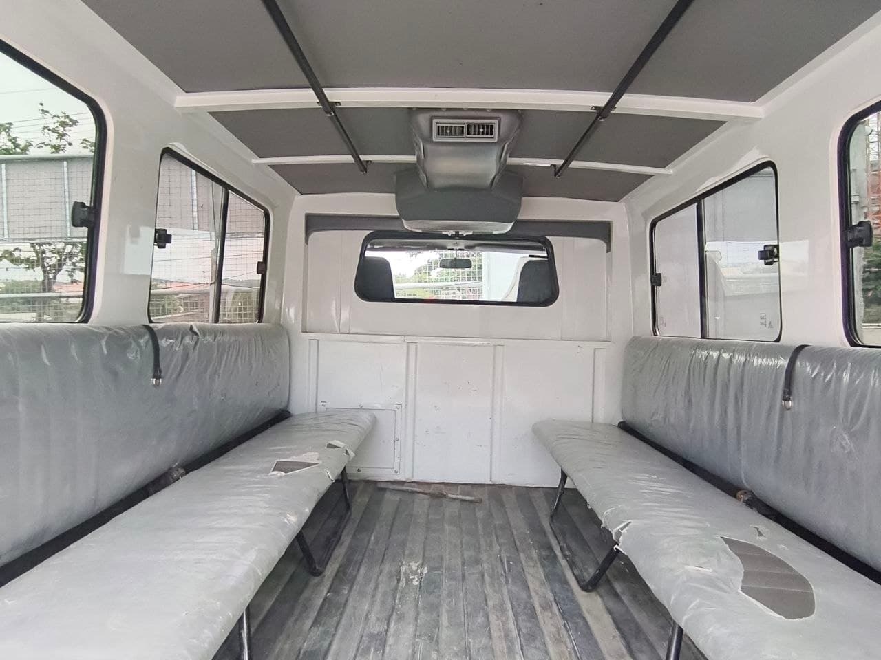 Car gallery image