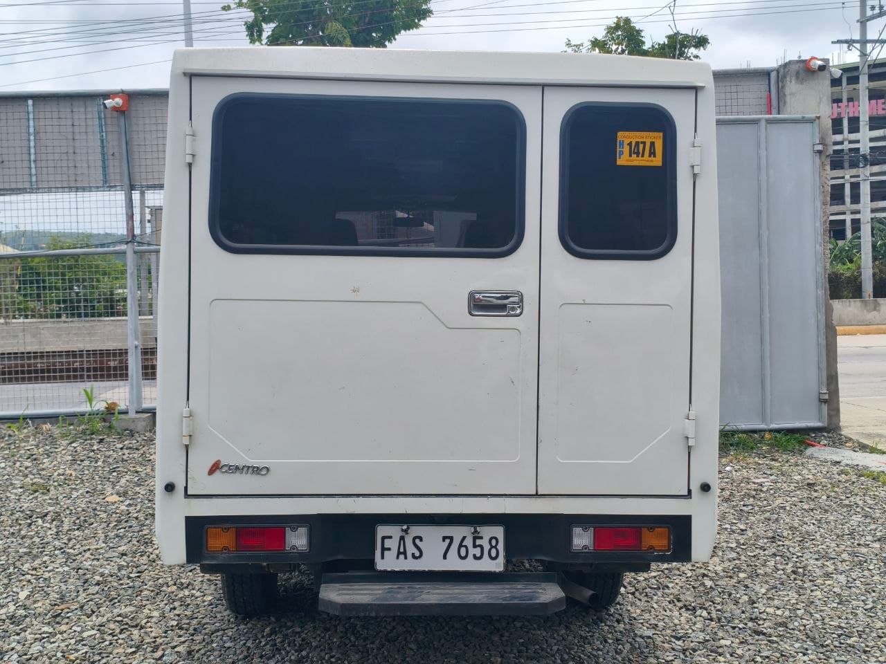 Car gallery image