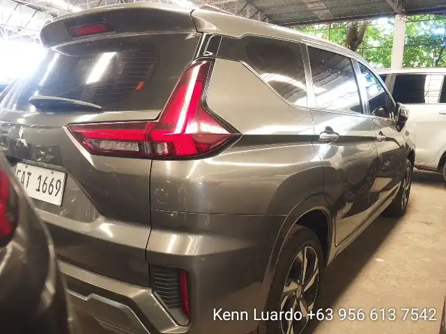 Car gallery image