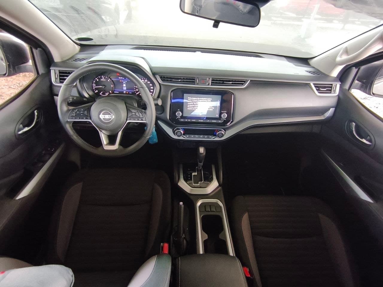 Car gallery image