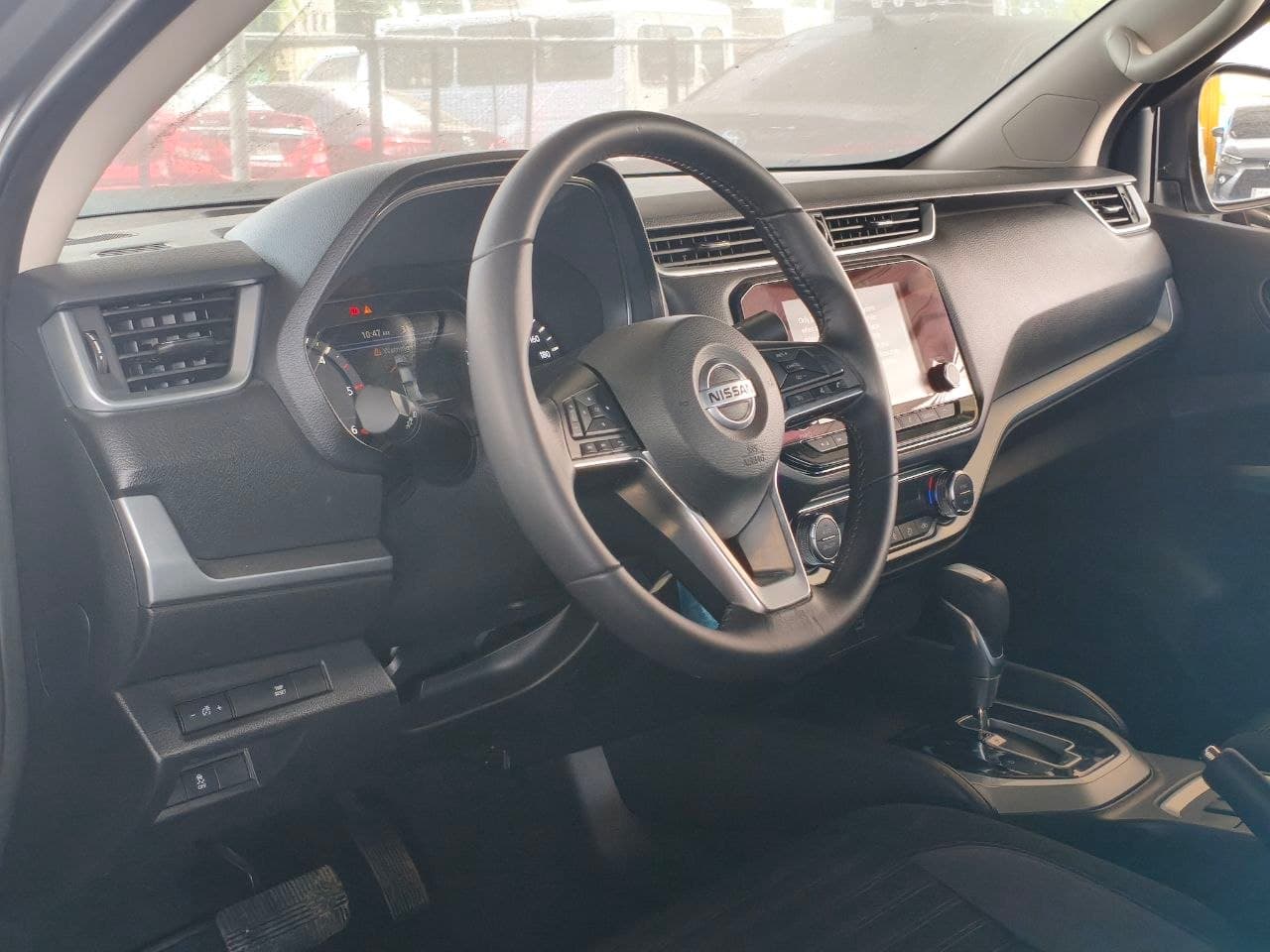 Car gallery image