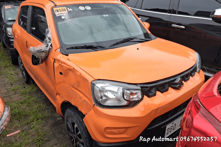 Car gallery image