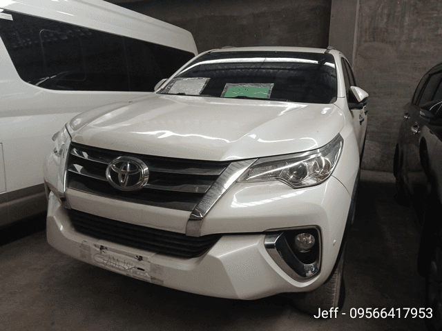 Car gallery image