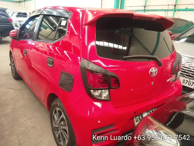 Car gallery image