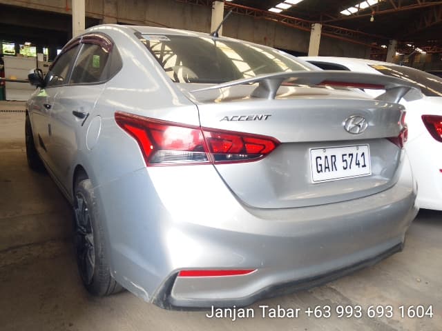 Car gallery image