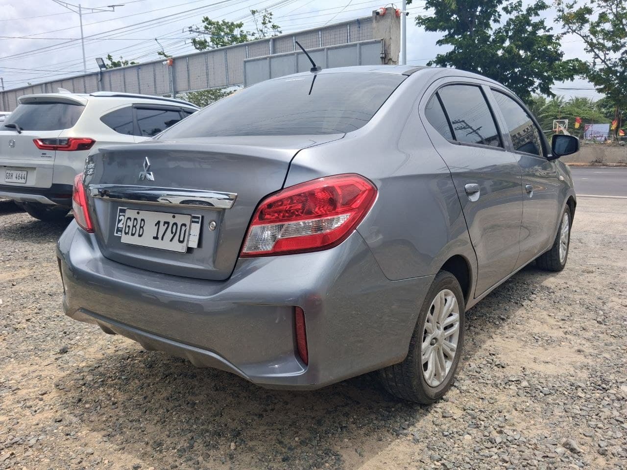 Car gallery image