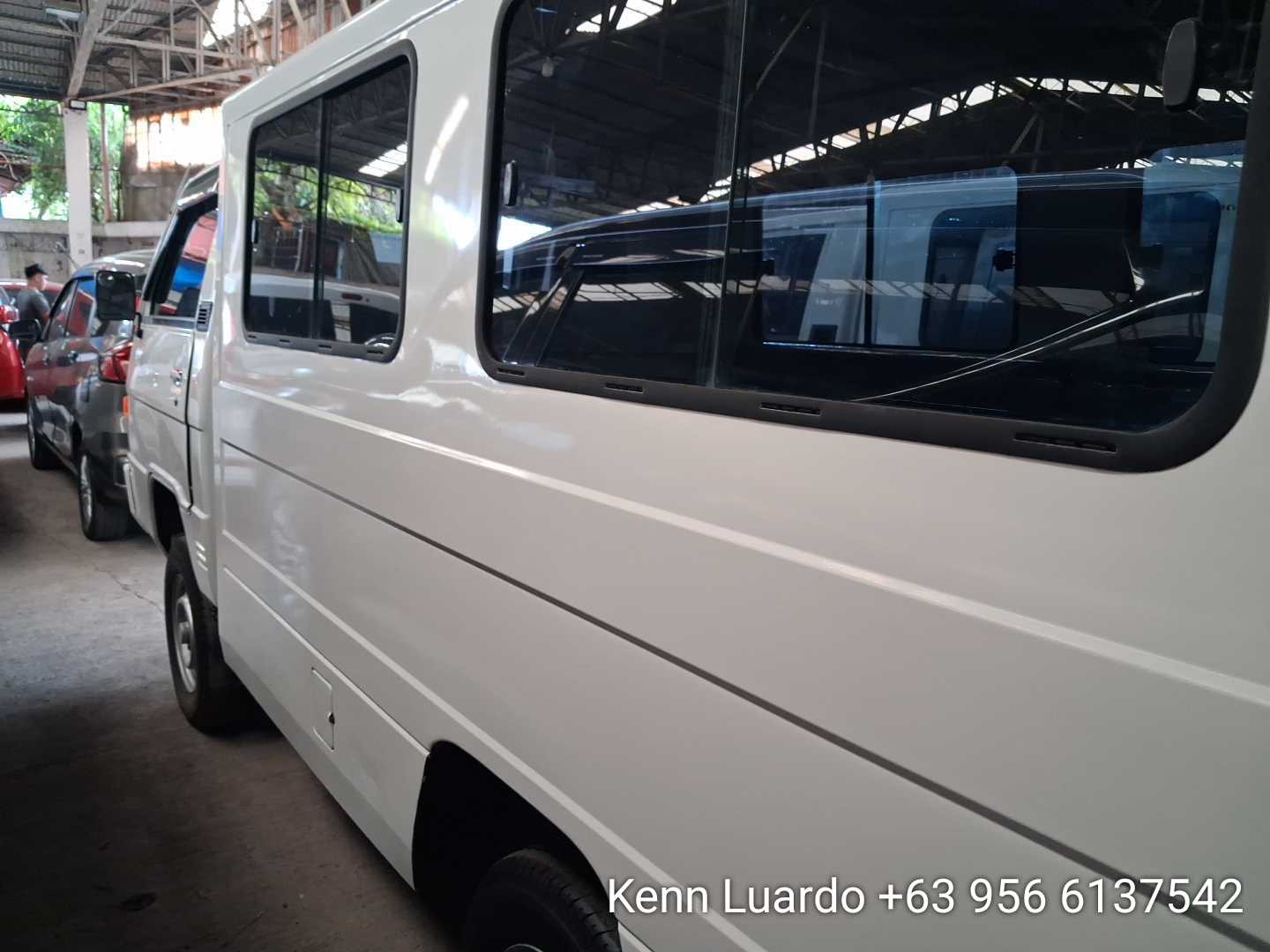 Car gallery image