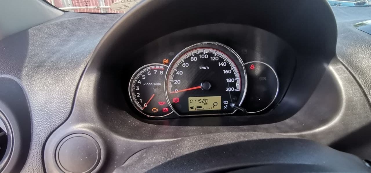 Car gallery image