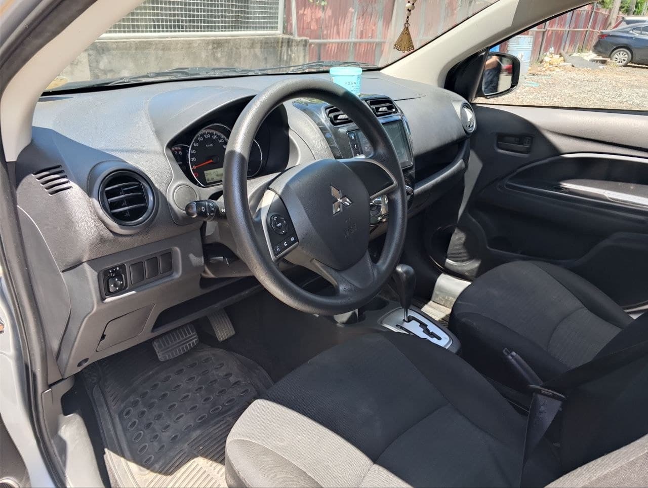 Car gallery image