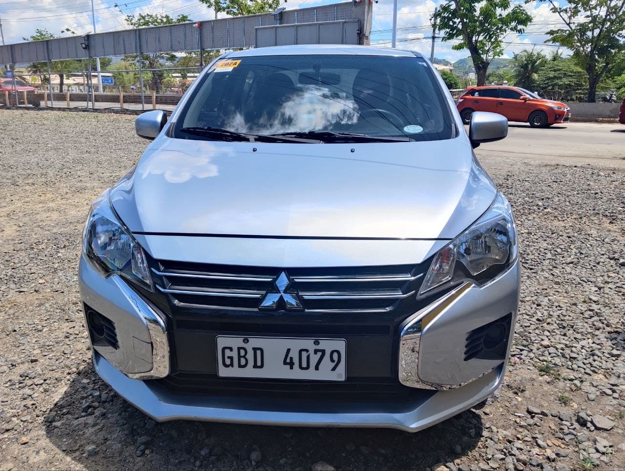 Car gallery image