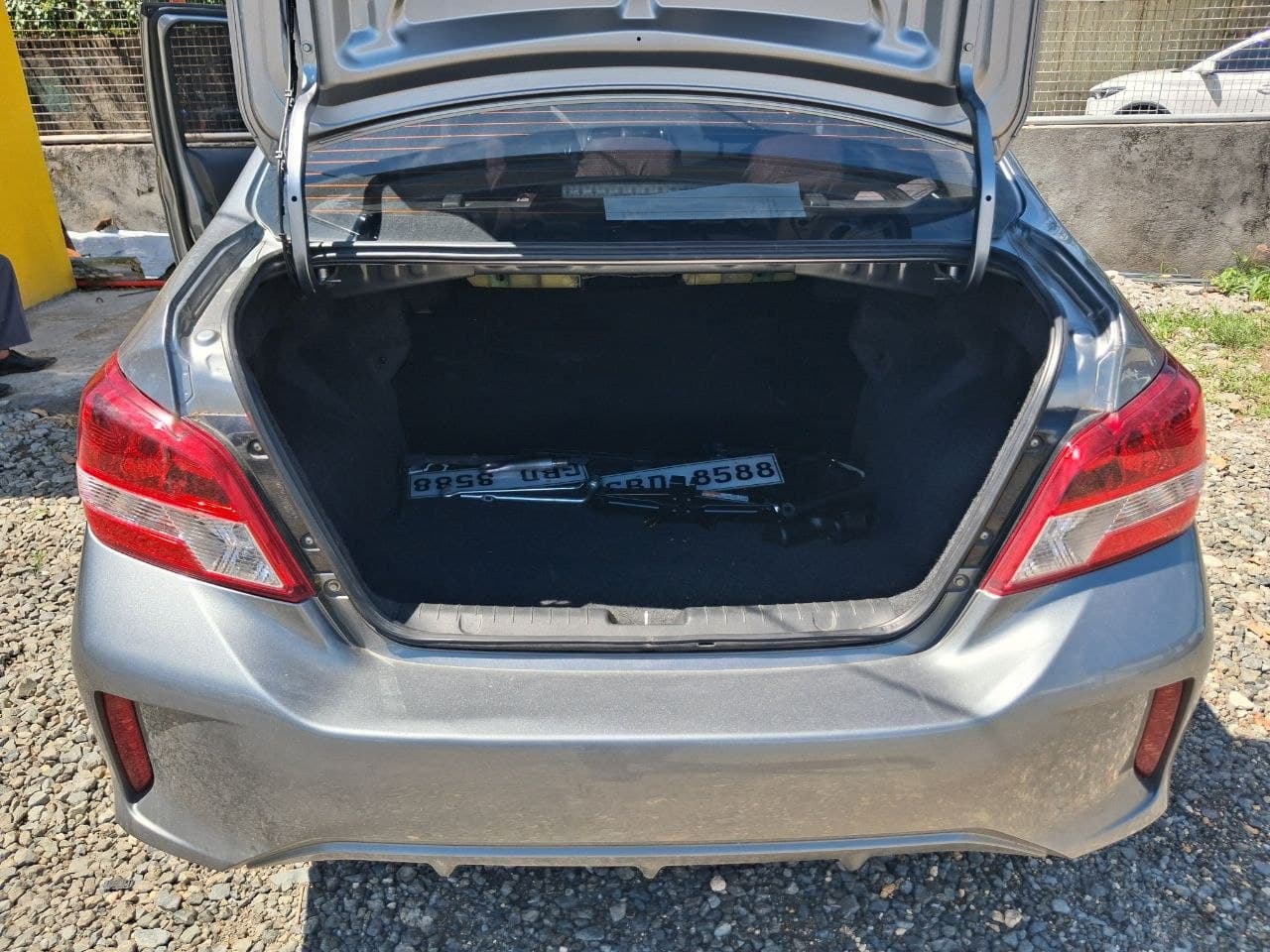 Car gallery image