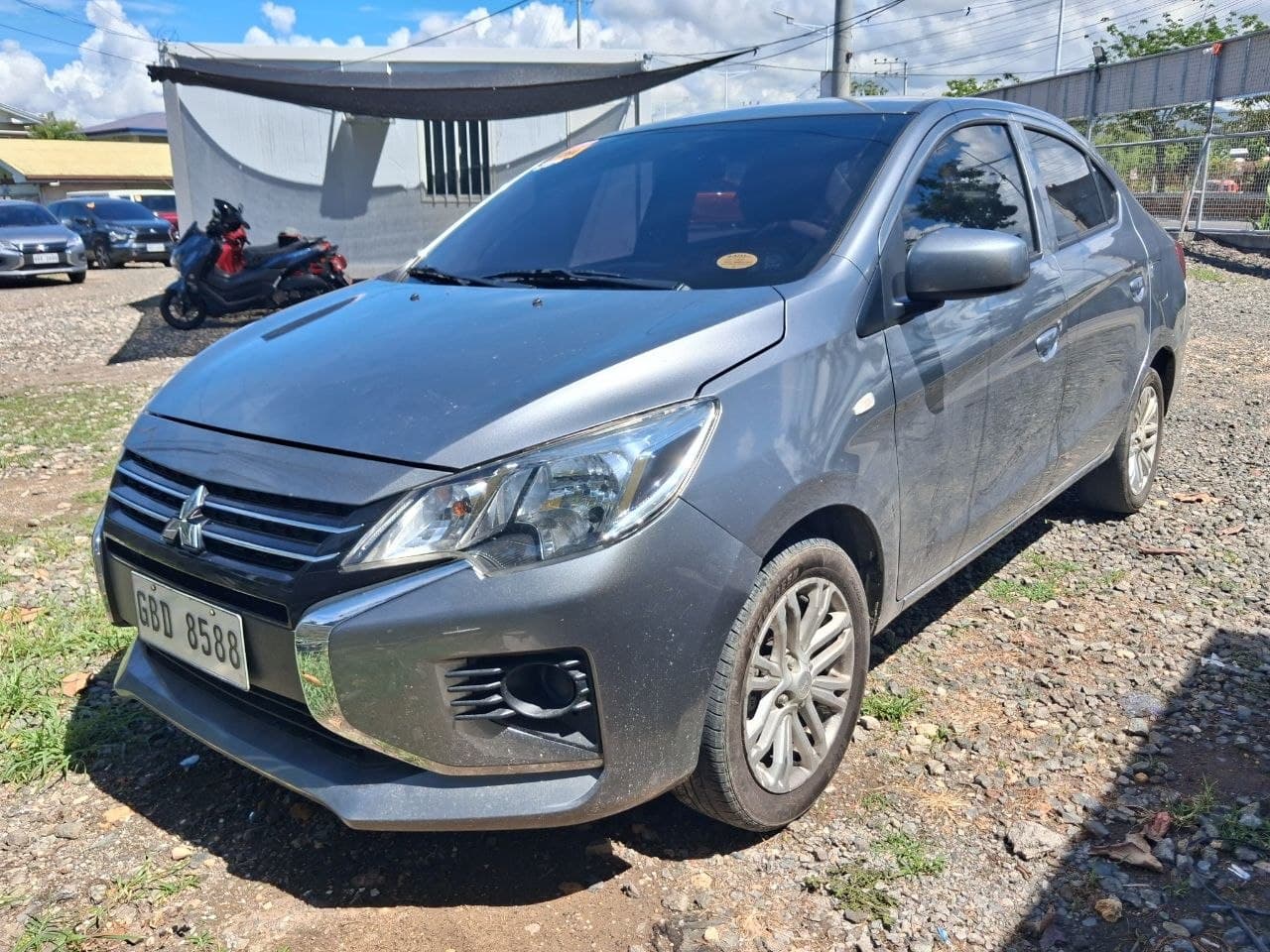 Car gallery image