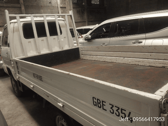 Car gallery image
