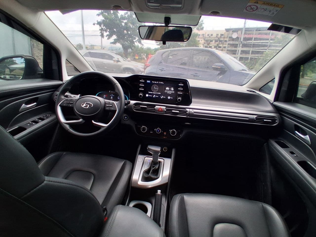Car gallery image
