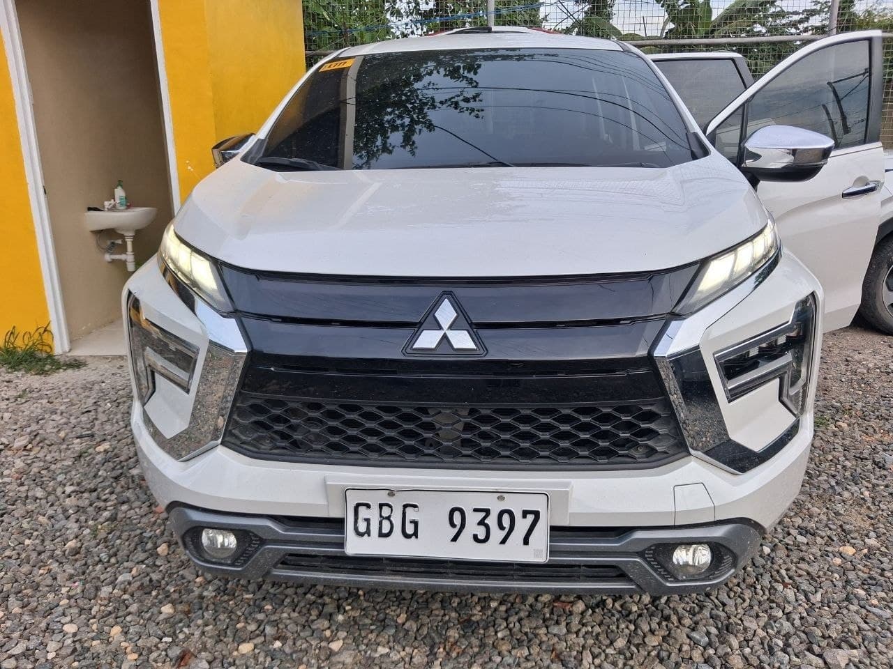 Car gallery image