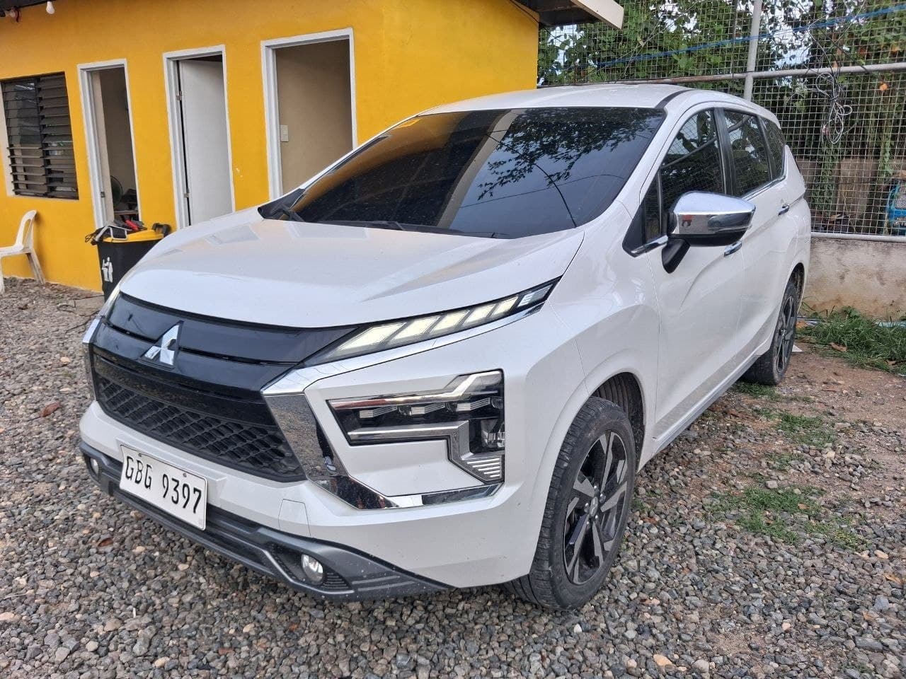 Car gallery image