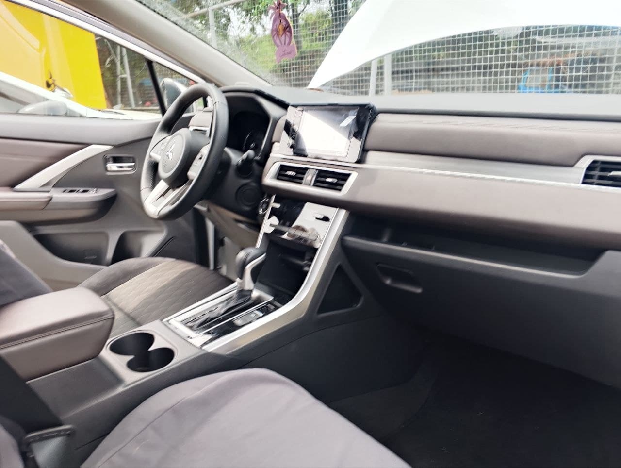 Car gallery image
