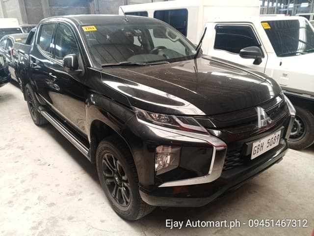 Car gallery image