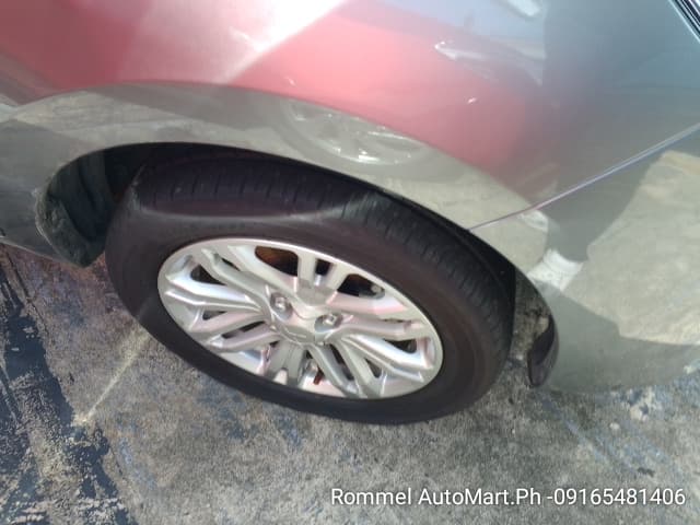 Car gallery image