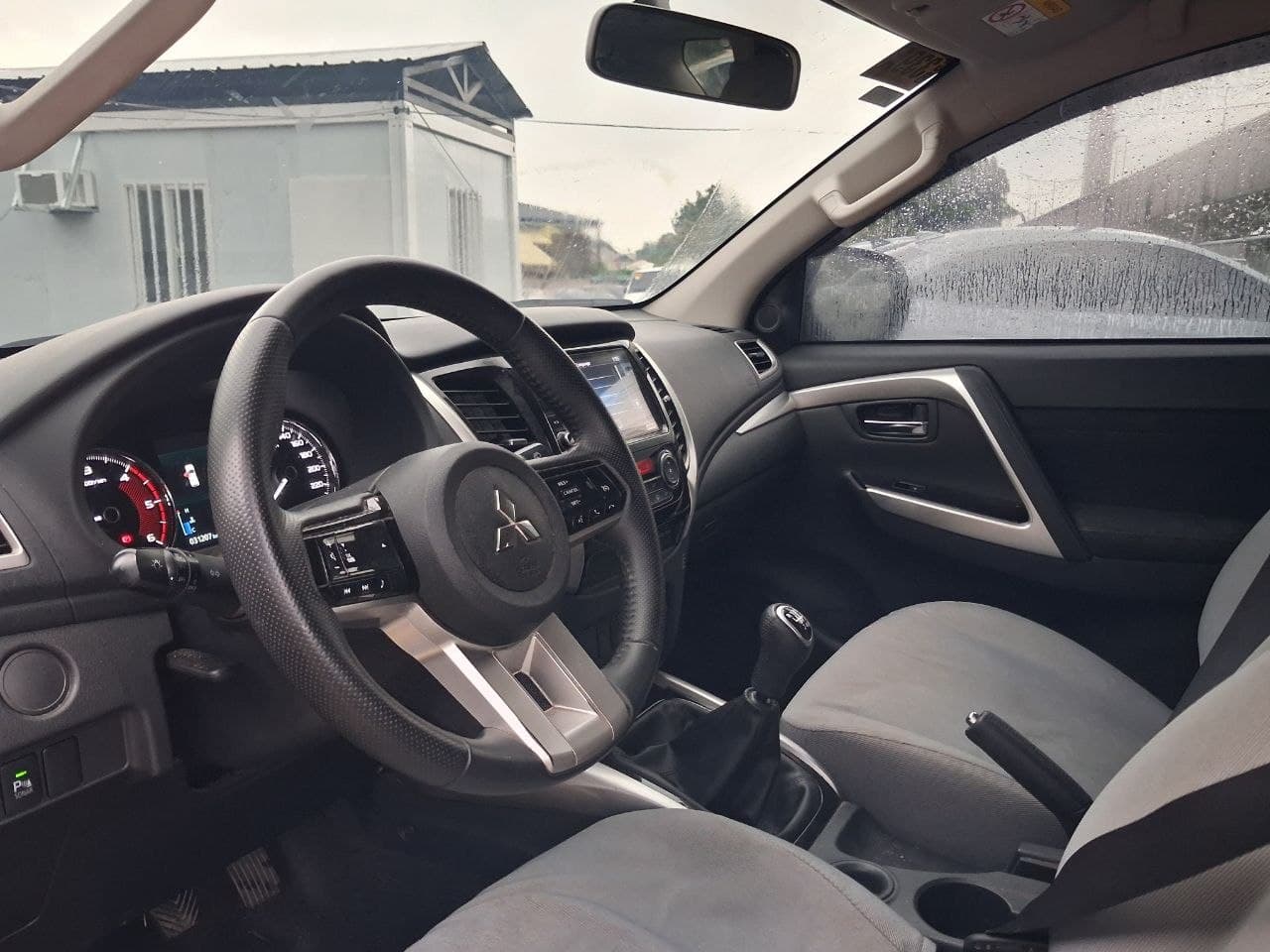 Car gallery image