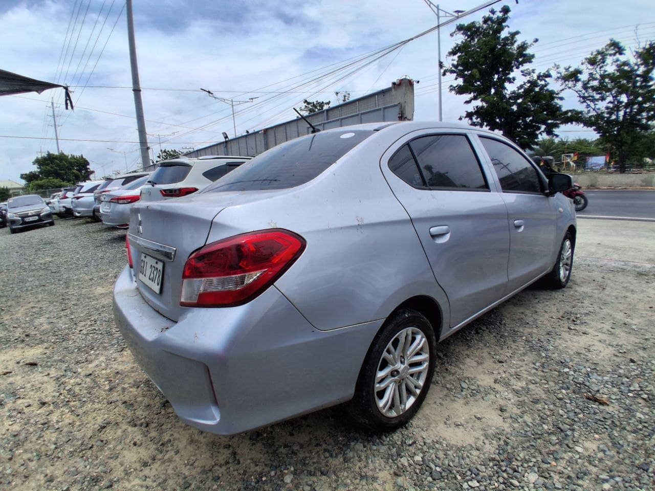 Car gallery image