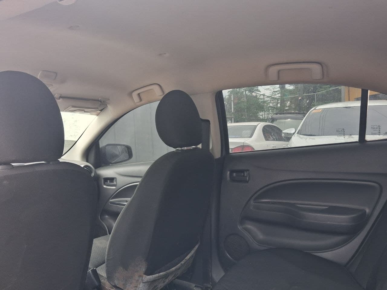 Car gallery image