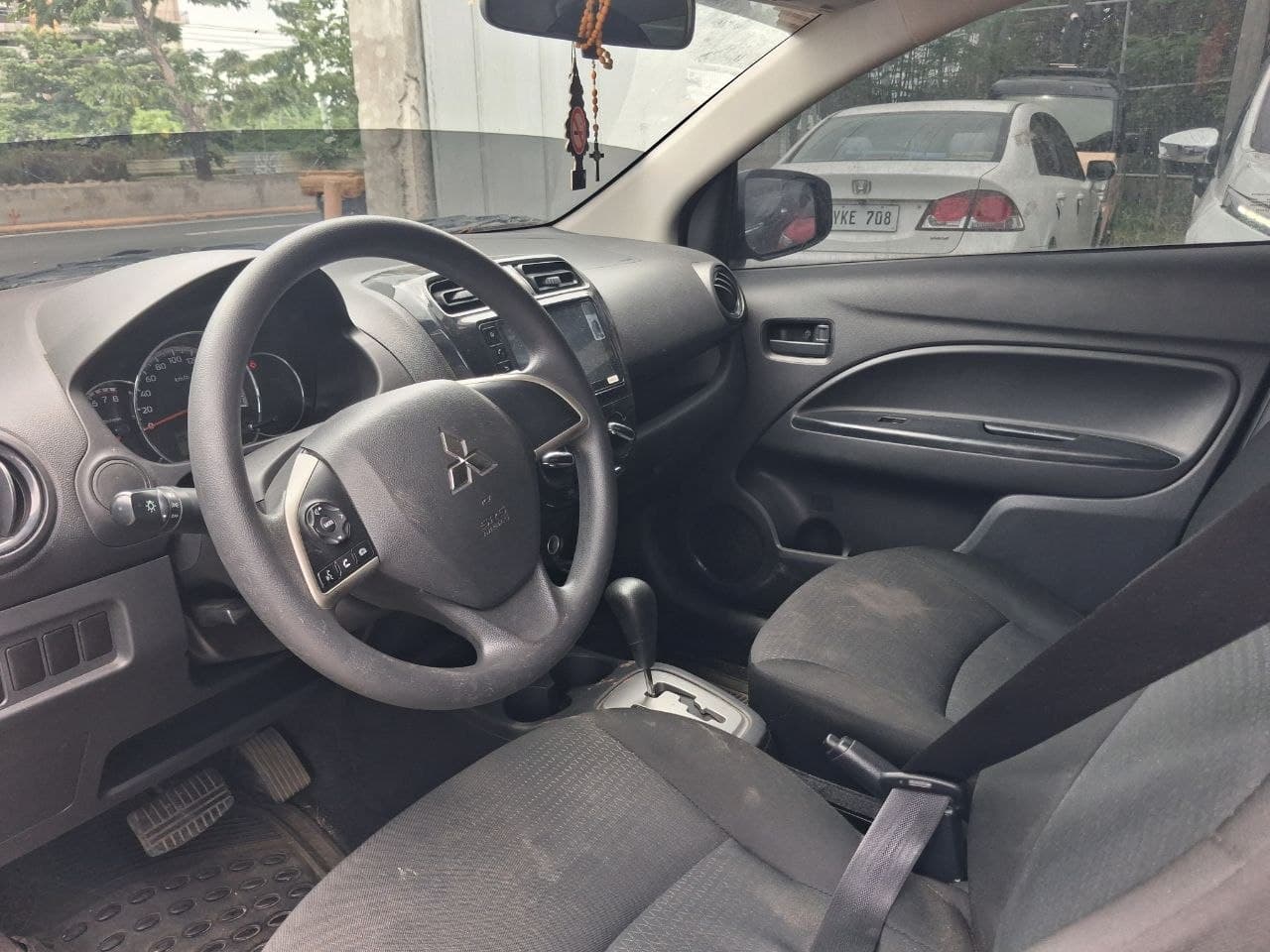Car gallery image
