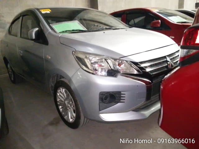 Car gallery image