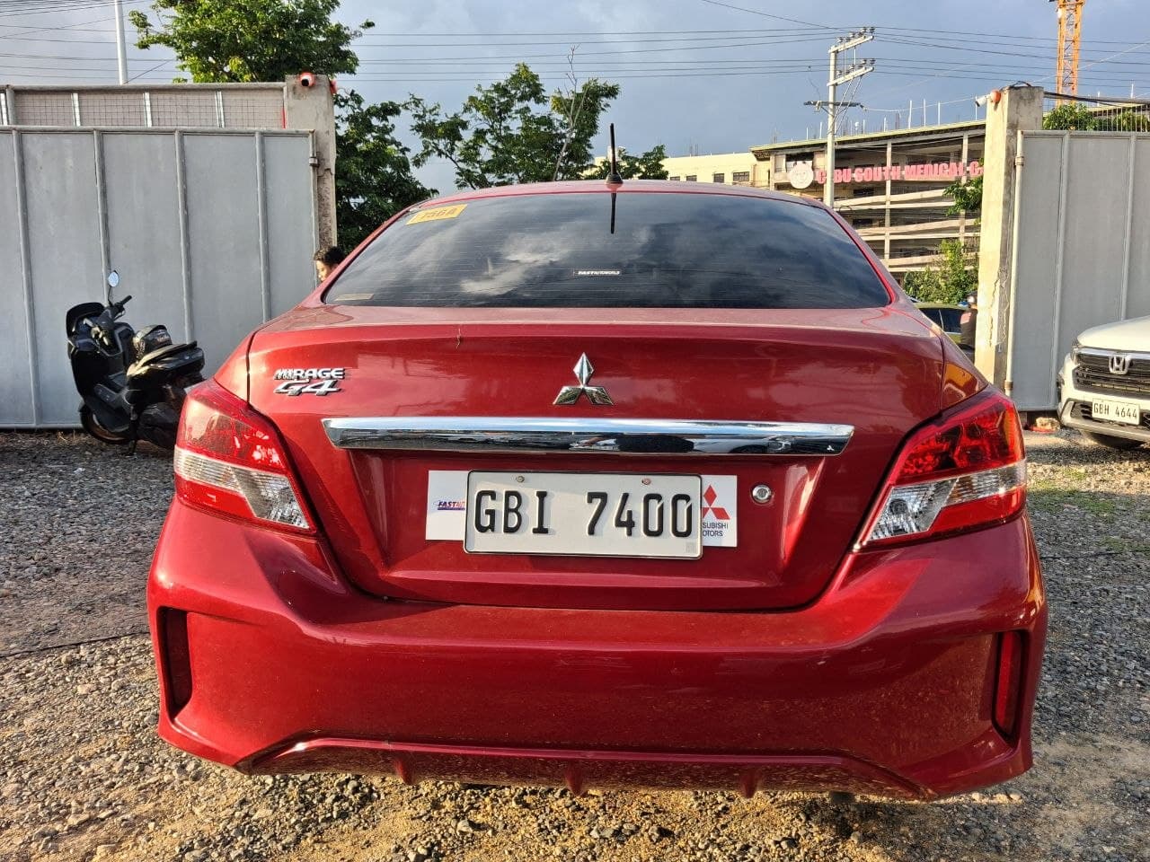 Car gallery image