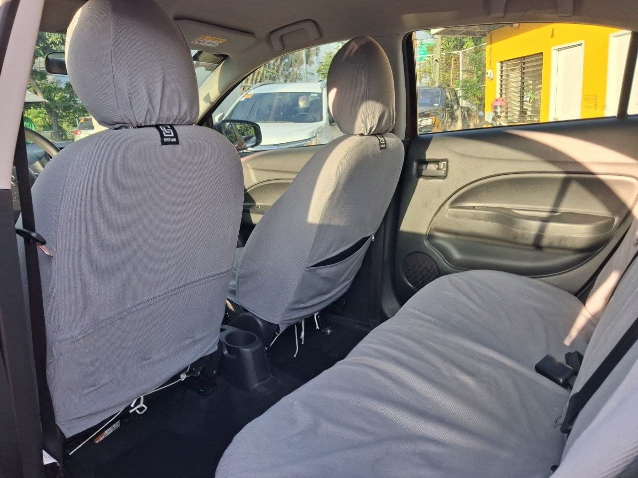 Car gallery image