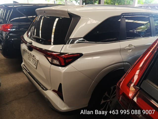 Car gallery image