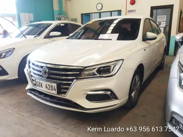Car gallery image