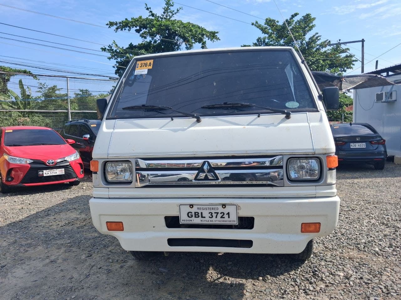 Car gallery image