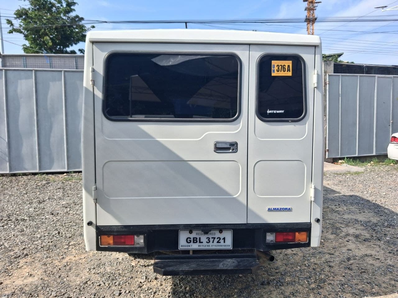 Car gallery image