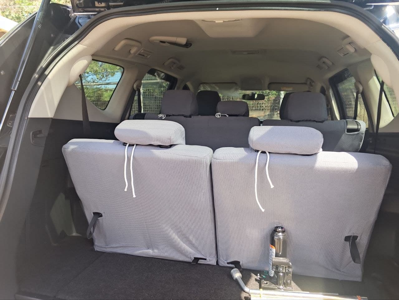 Car gallery image